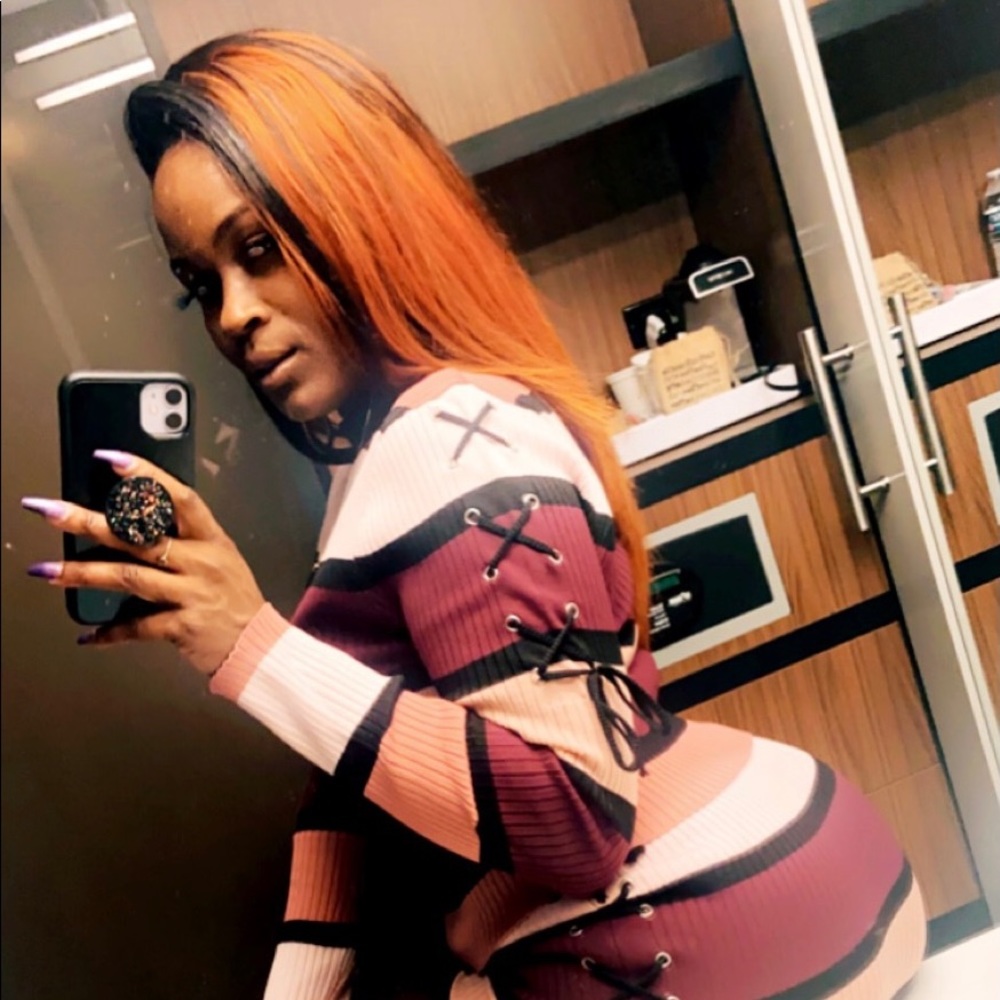 Meet your Posher, LaSha